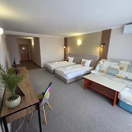 Mirana Family Hotel 3*