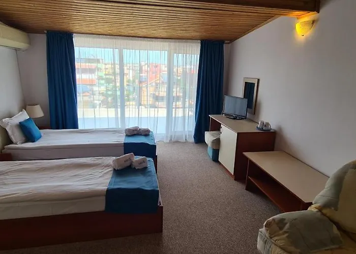 Mirana Family 3* בורגאס