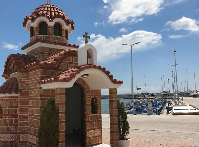 Mirana Family מלון