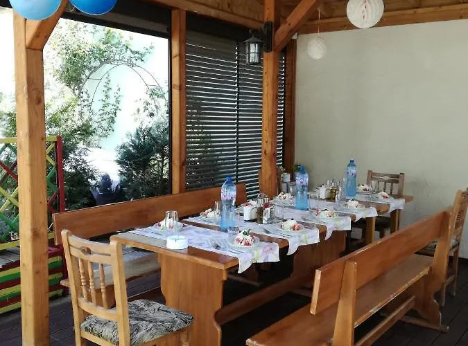 Mirana Family בורגאס