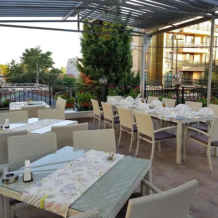 Mirana Family Hotel
